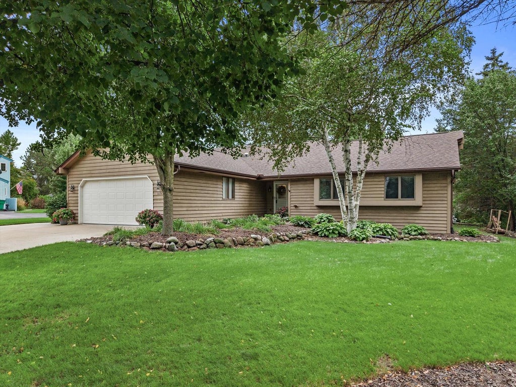 Photo of N104W16845 Thornapple ROW, Germantown, WI 53022 (MLS # 1980967)