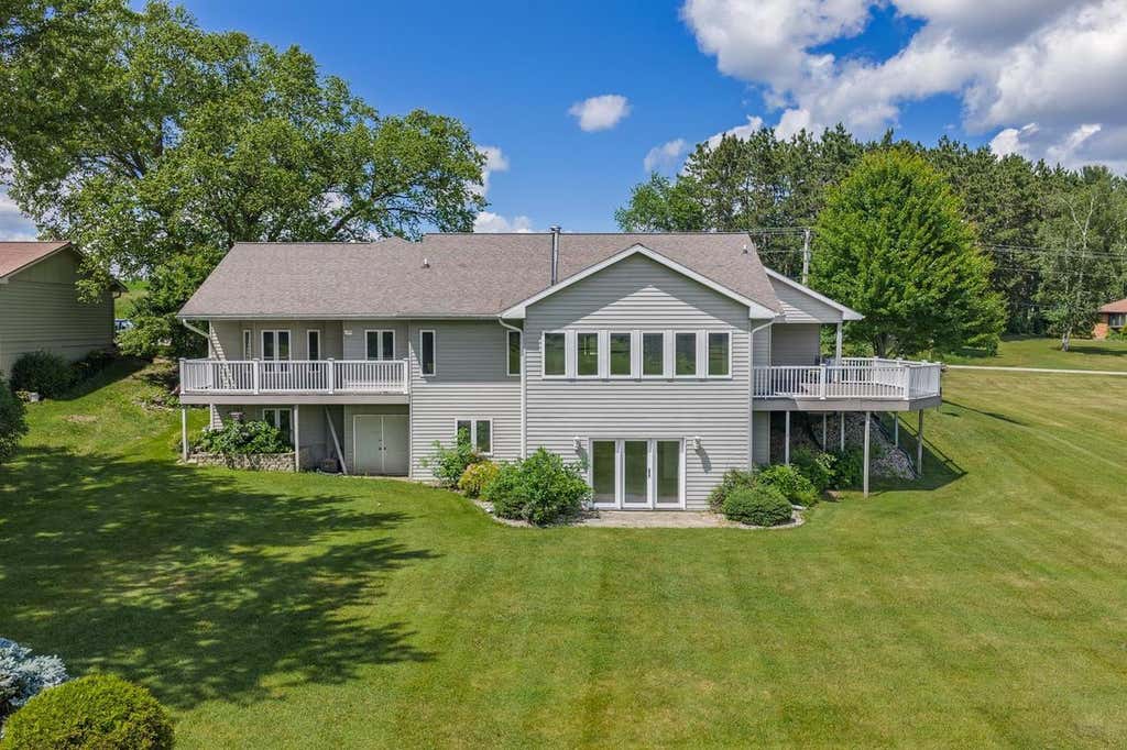 Photo of E7179B E Reedsburg ROAD, Reedsburg, WI 53959 (MLS # 2028292)
