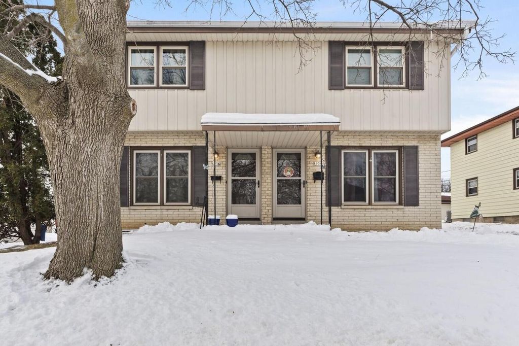 Photo of 8934 W Tripoli AVENUE, Milwaukee, WI 53228 (MLS # 1953608)