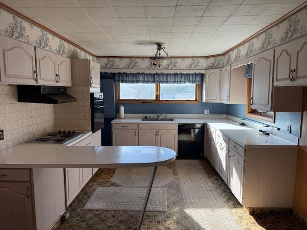 Photo of 166 Hoyt STREET, Fond Du Lac, WI 54935 (MLS # 50318480)