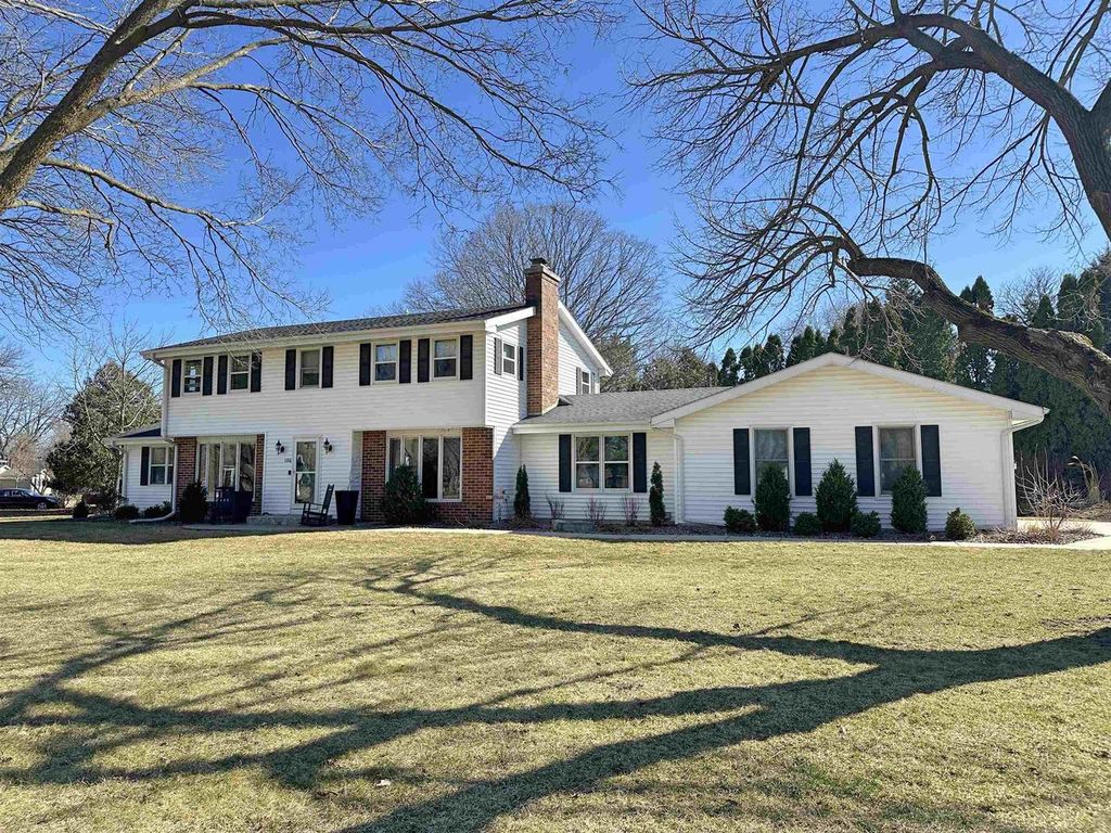 Photo of 106 Apache DRIVE, Janesville, WI 53545 (MLS # 2018308)