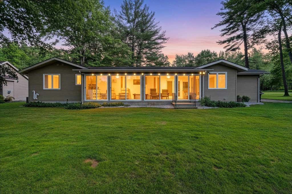 Photo of N6180 Wolf River ROAD, Shawano, WI 54166 (MLS # 50326834)