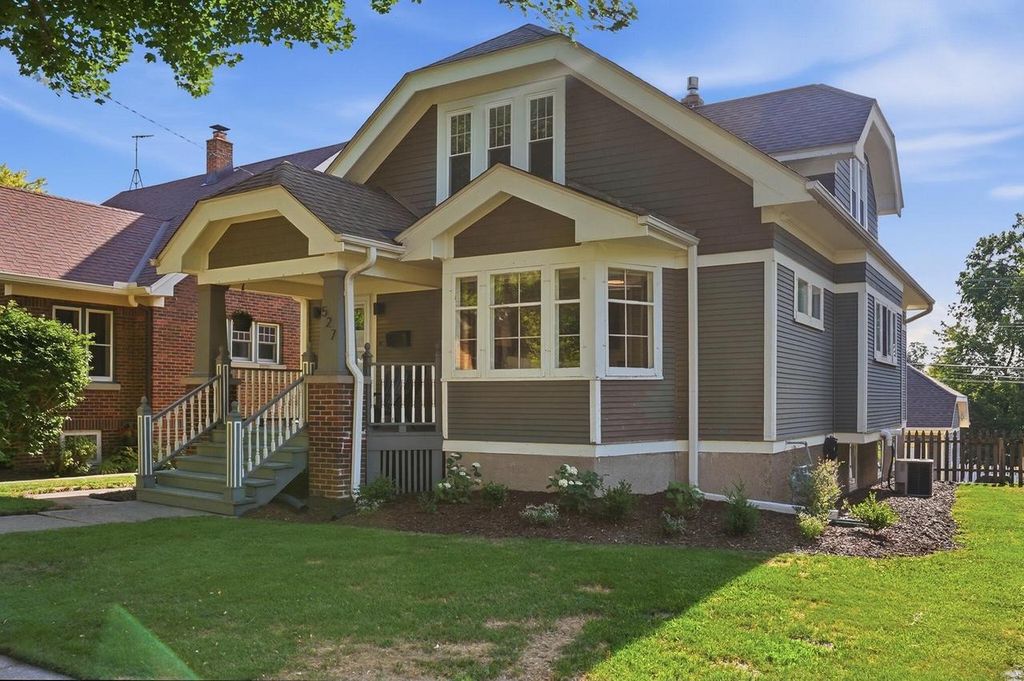 Photo of 527 S 7th AVENUE, West Bend, WI 53095 (MLS # 1972099)