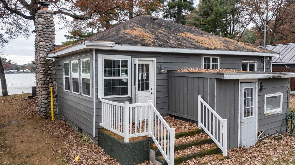 Photo of N2883 Otter DRIVE, Waupaca, WI 54981 (MLS # 50318750)