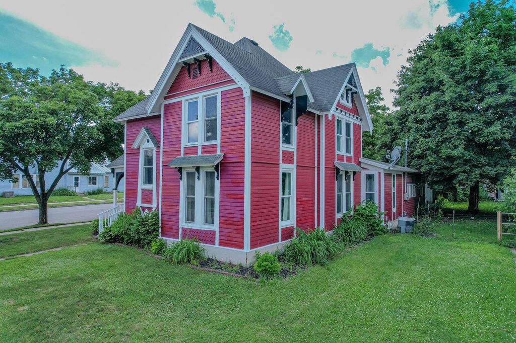 Photo of 523 Kilbourn AVENUE, Tomah, WI 54660 (MLS # 2026807)