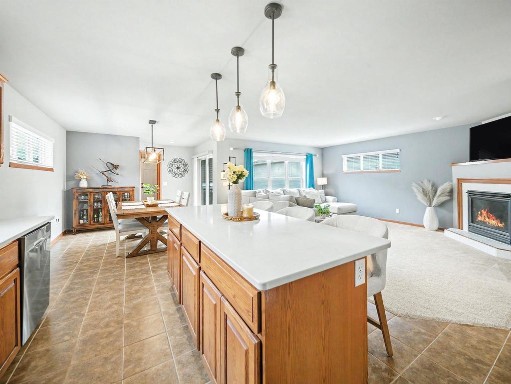 Photo of 3821 STONEBRIDGE DRIVE, Madison, WI 53719 (MLS # 2034728)