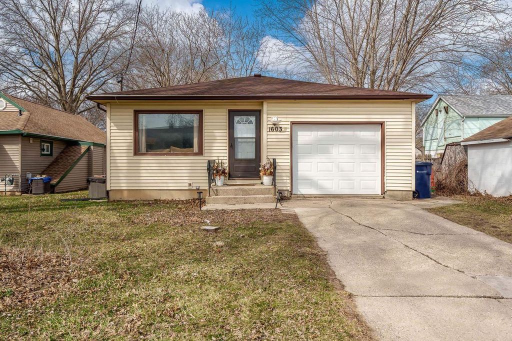 Photo of 1603 Lowell STREET, Janesville, WI 53545 (MLS # 2019036)