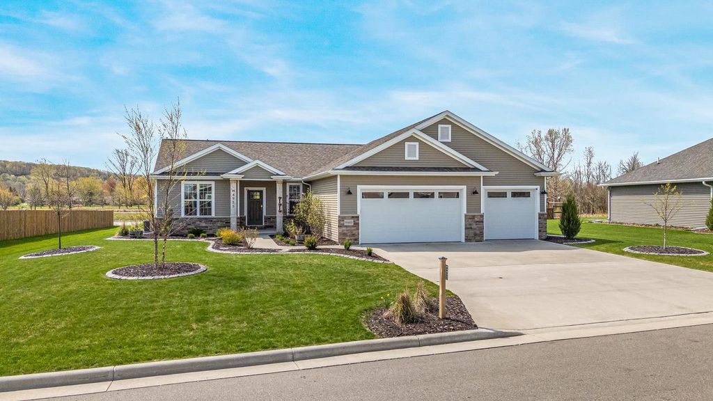 Photo of W4955 Natures Way DRIVE, Sherwood, WI 54169 (MLS # 50324993)