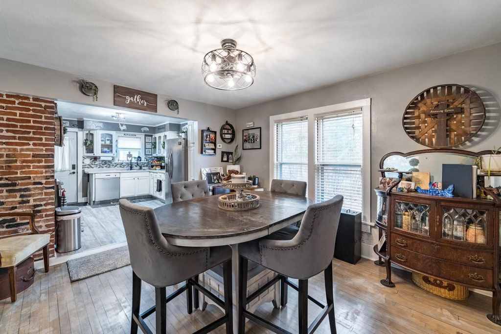 Photo of 1303 E Wausau AVENUE, Wausau, WI 54403 (MLS # 22505650)