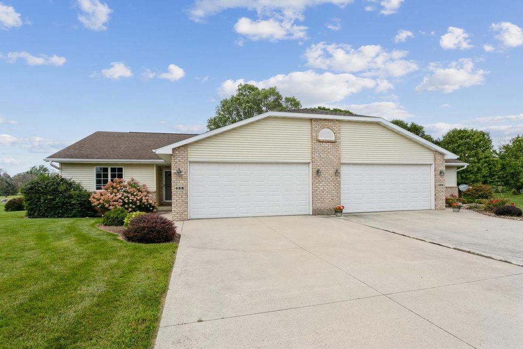 Photo of 498 Ridgeway COURT, Brillion, WI 54110 (MLS # 50317063)