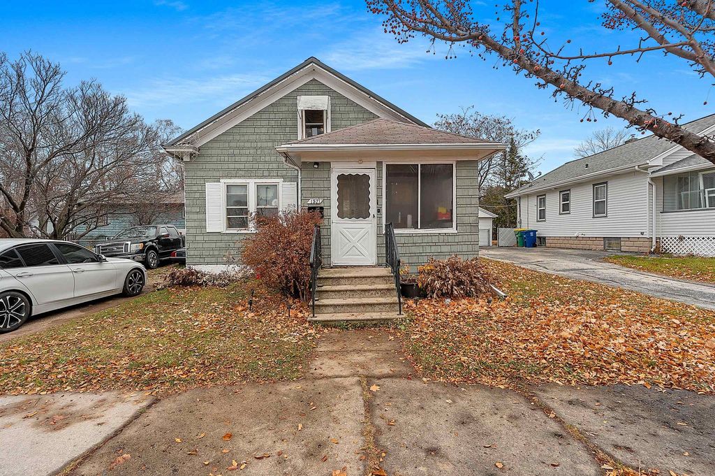 Photo of 1571 Kimball STREET, Green Bay, WI 54301 (MLS # 50318704)