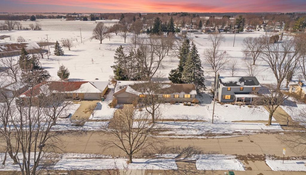 Photo of 1100 Newbury STREET, Ripon, WI 54971 (MLS # 2015567)