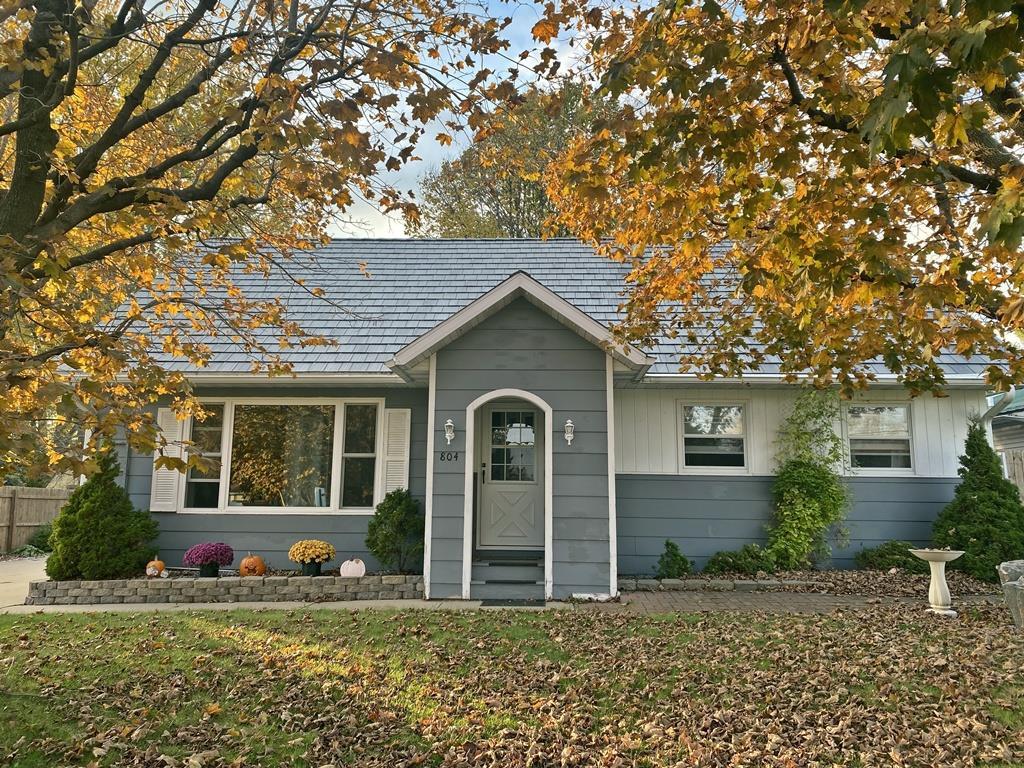 Photo of 804 S Hemlock AVENUE, Marshfield, WI 54449 (MLS # 22605332)