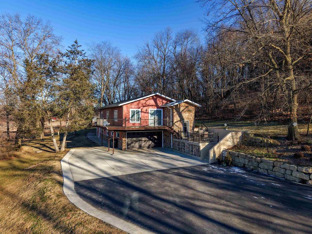 Photo of S11798 County Road G ROAD, Spring Green, WI 53558 (MLS # 2014904)