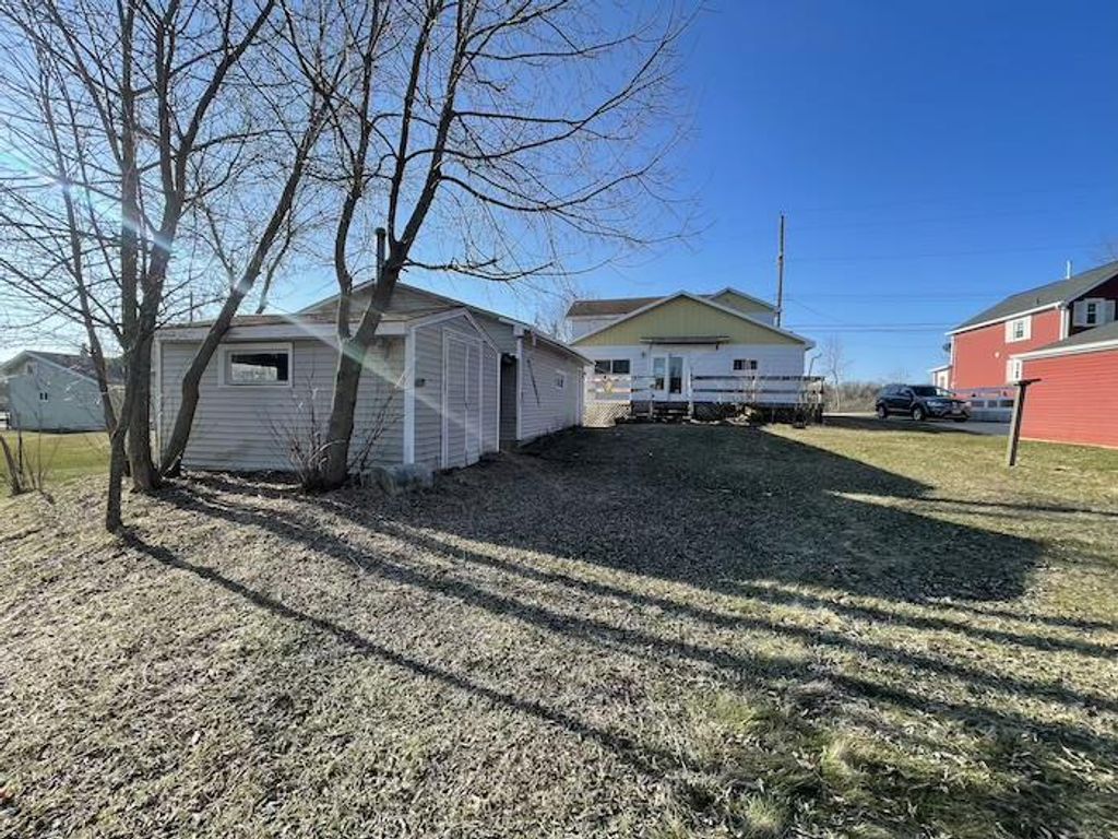 Photo of 4310 Broadway STREET, Manitowoc, WI 54220 (MLS # 50323656)