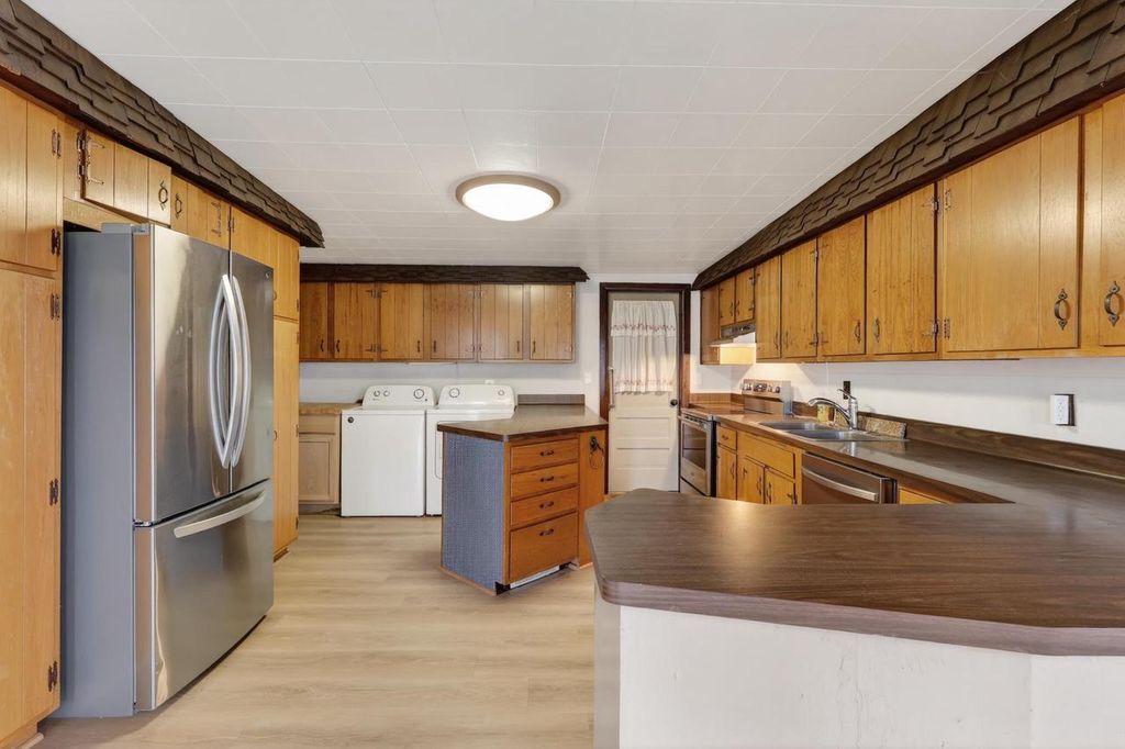 Photo of 2011 Oak STREET, Wisconsin Rapids, WI 54494 (MLS # 22601690)