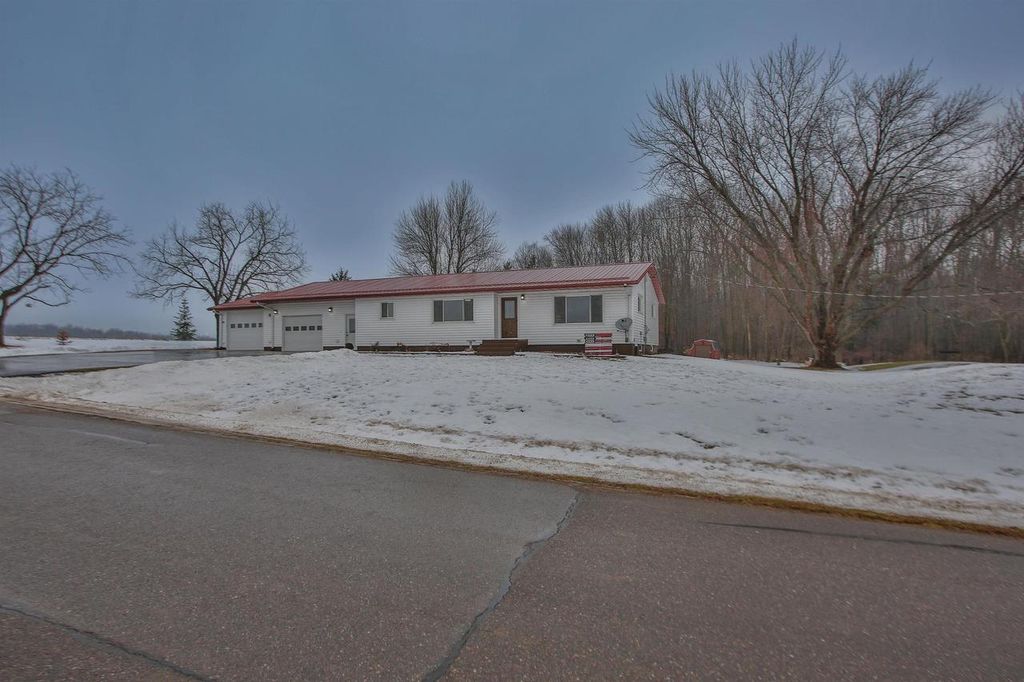 Photo of W5396 Park AVENUE, Merrill, WI 54452 (MLS # 22505799)