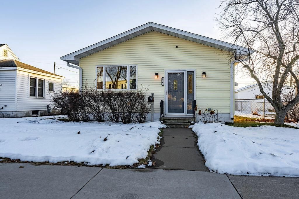Photo of 2304 Denton STREET, La Crosse, WI 54601 (MLS # 1945780)