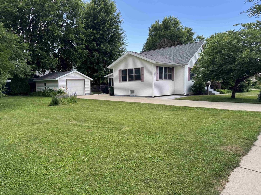 Photo of 359 6th STREET, Prairie Du Sac, WI 53578 (MLS # 2026788)