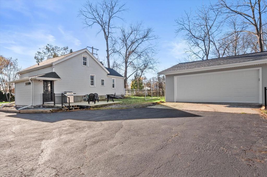 Photo of 10800 W Mill ROAD, Milwaukee, WI 53225 (MLS # 1943266)