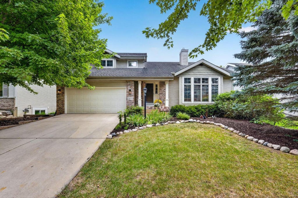 Photo of 5629 Kinsale DRIVE, Fitchburg, WI 53711 (MLS # 2032065)