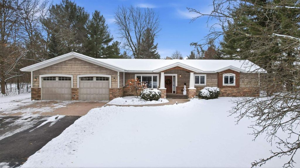 Photo of 5427 Oakwood AVENUE, Stevens Point, WI 54482 (MLS # 22505667)
