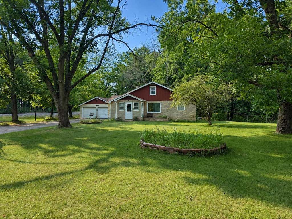Photo of 627 Wallace PLACE, WI 54481 (MLS # 22603978)