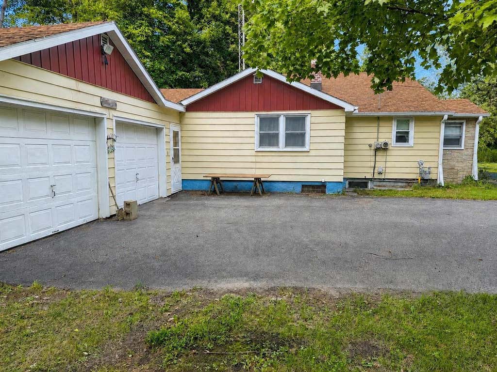 Photo of 627 Wallace PLACE, WI 54481 (MLS # 22603978)
