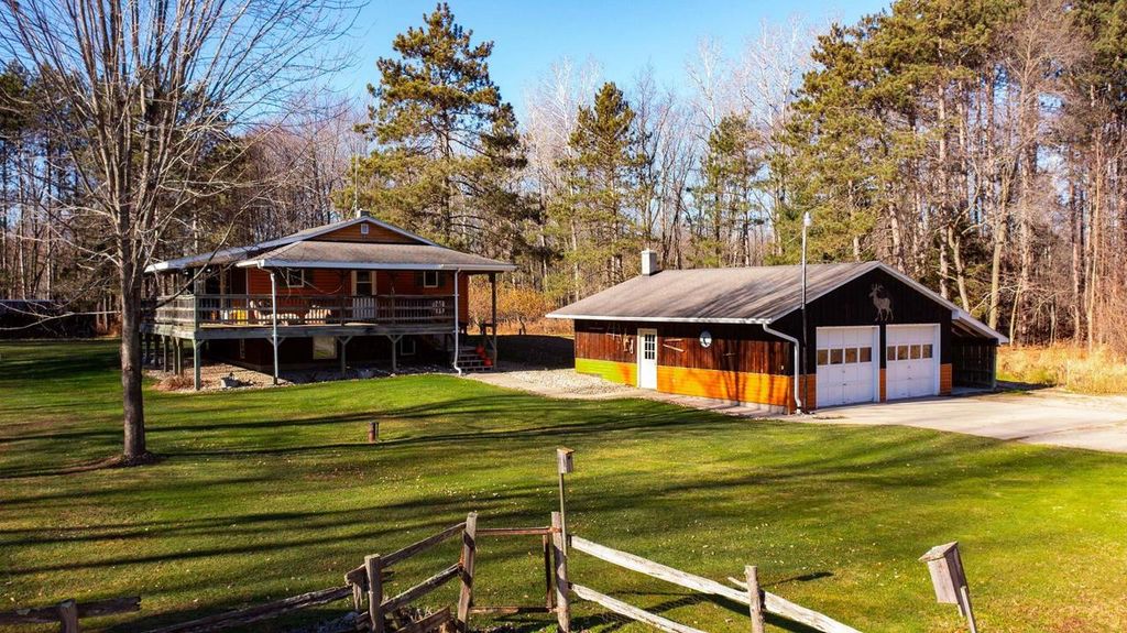 Photo of N255 Lessor Navarino ROAD, Bonduel, WI 54107 (MLS # 50318593)