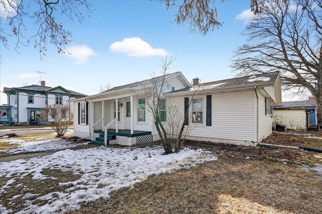 Photo of 203 S First STREET, Evansville, WI 53536 (MLS # 2019308)