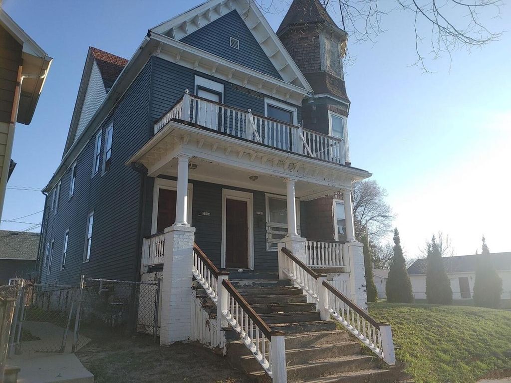 Photo of 2302 W Galena STREET, Milwaukee, WI 53205 (MLS # 1958213)