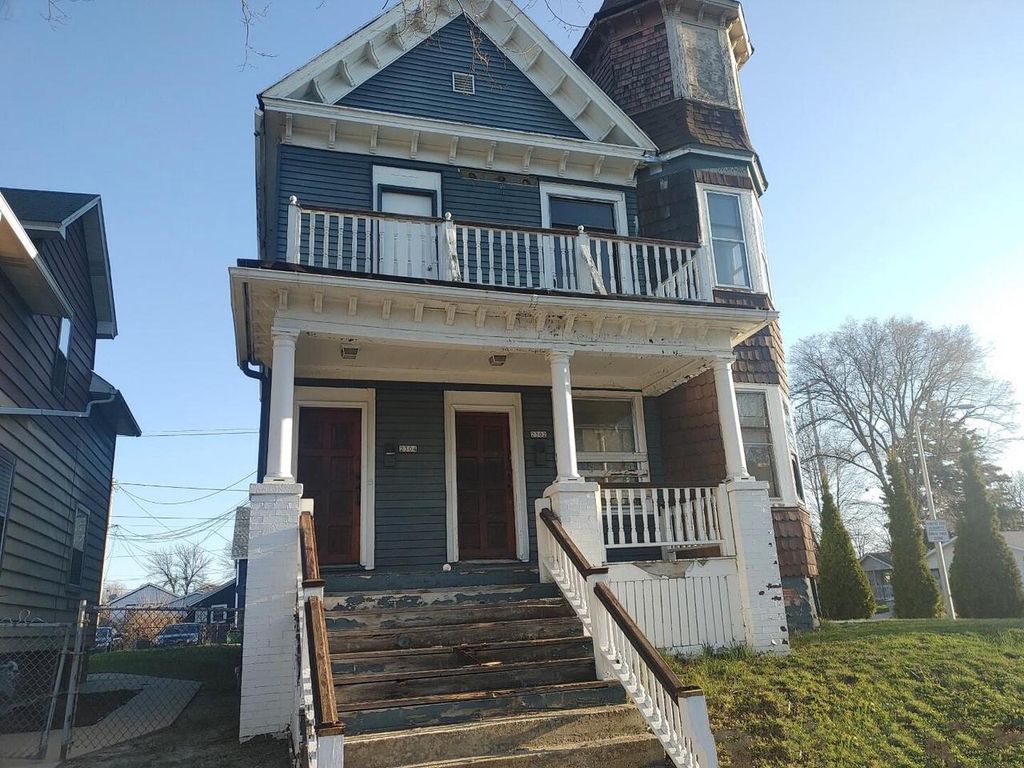 Photo of 2302 W Galena STREET, Milwaukee, WI 53205 (MLS # 1958213)