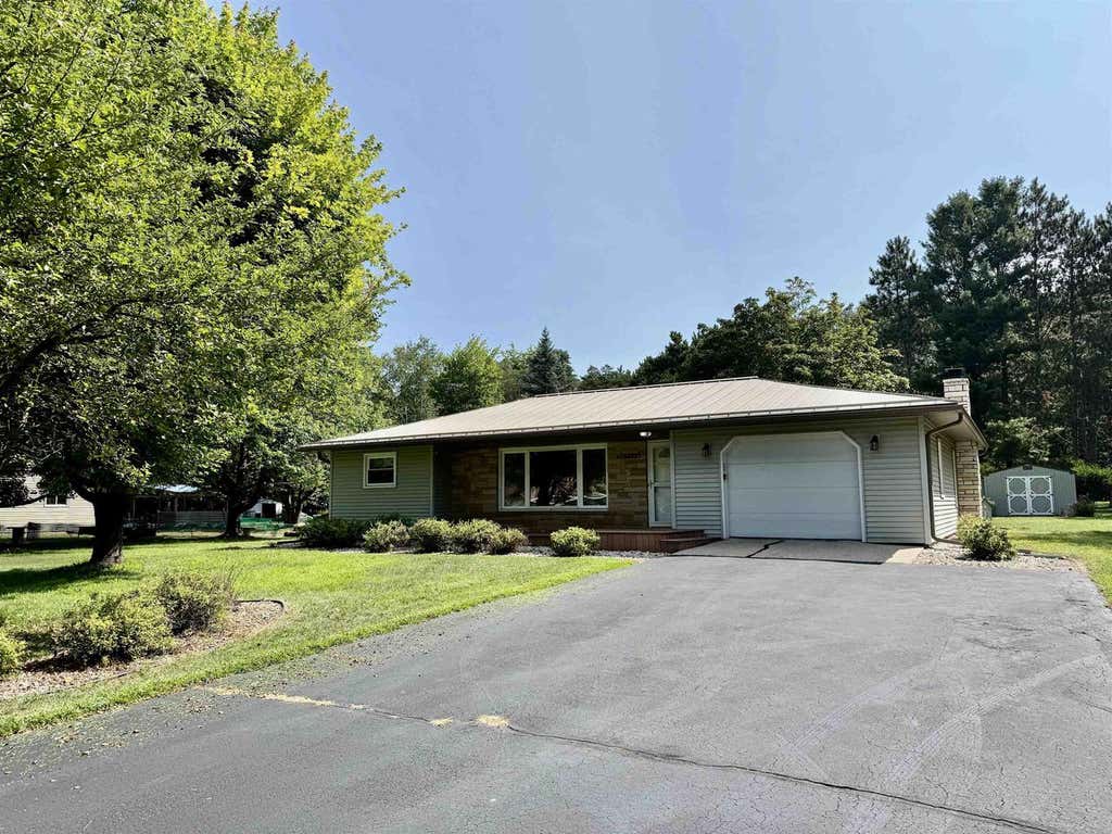 Photo of N7734 County Road J, Iola, WI 54945 (MLS # 50330581)