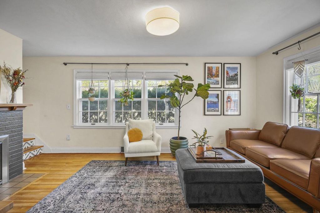 Photo of 2755 Kendall AVENUE, Madison, WI 53705 (MLS # 2022771)