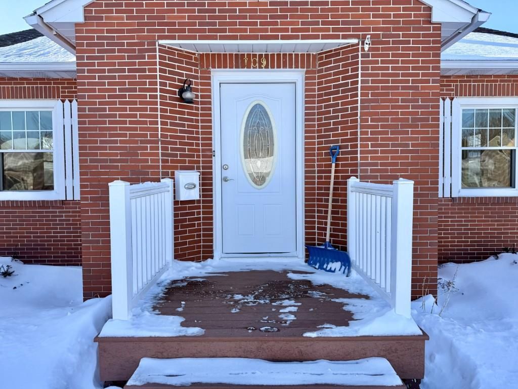 Photo of 709 Kent STREET, Wausau, WI 54403 (MLS # 22600698)