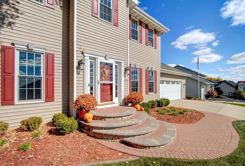 Photo of 8388 Creek View LANE, Mount Pleasant, WI 53406 (MLS # 1944959)