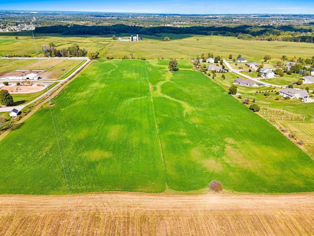 Photo of Dollar ROAD, Green Bay, WI 54311 (MLS # 50316028)