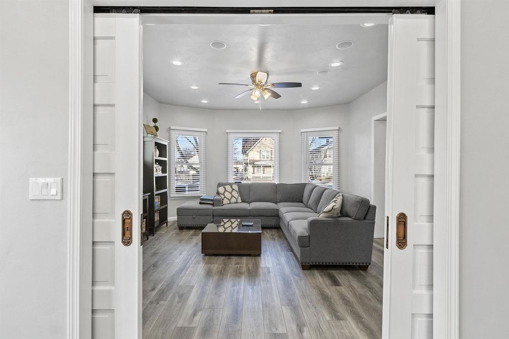 Photo of 337 S Quincy STREET, Green Bay, WI 54301 (MLS # 50320603)