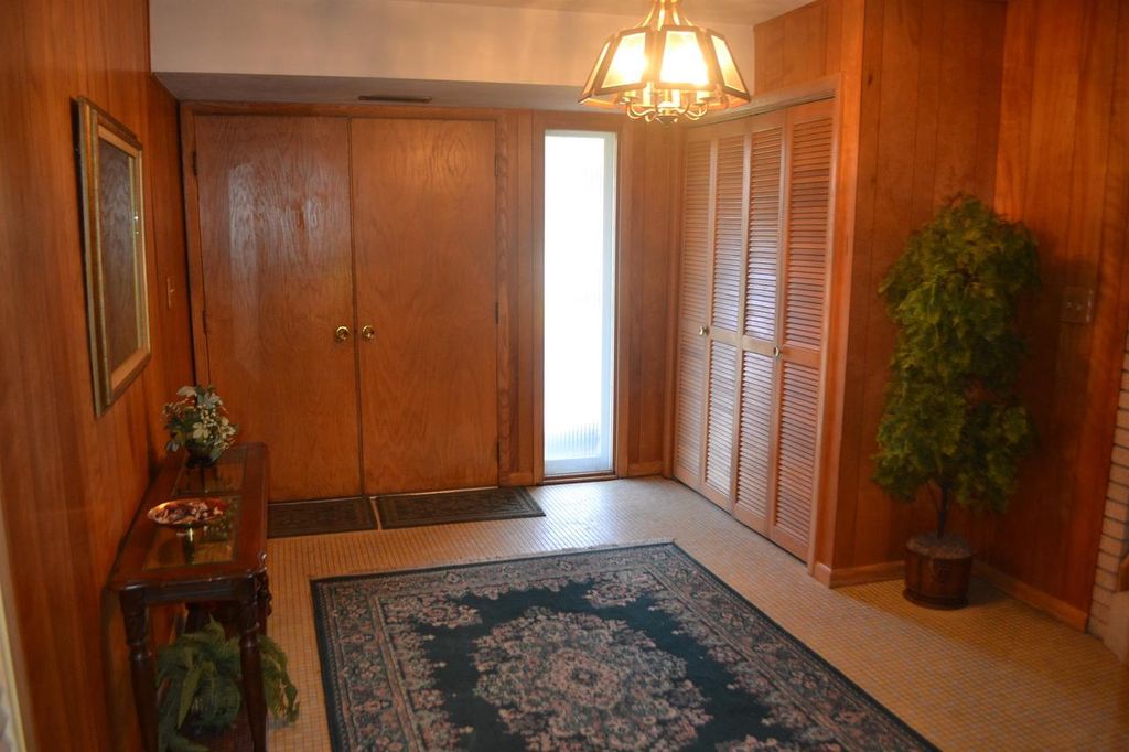 Photo of 1223 Sylvan STREET, Wausau, WI 54403 (MLS # 22602311)