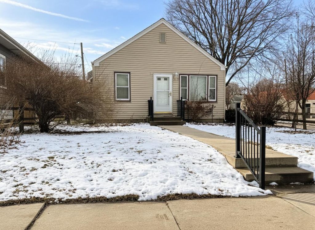 Photo of 2201 S 73rd STREET, West Allis, WI 53219 (MLS # 1946748)