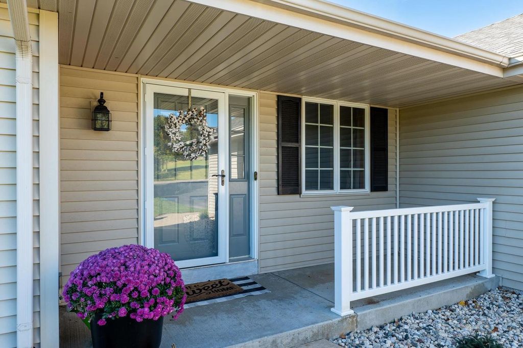 Photo of 8155 N Mohawk ROAD, Fox Point, WI 53217 (MLS # 1944852)