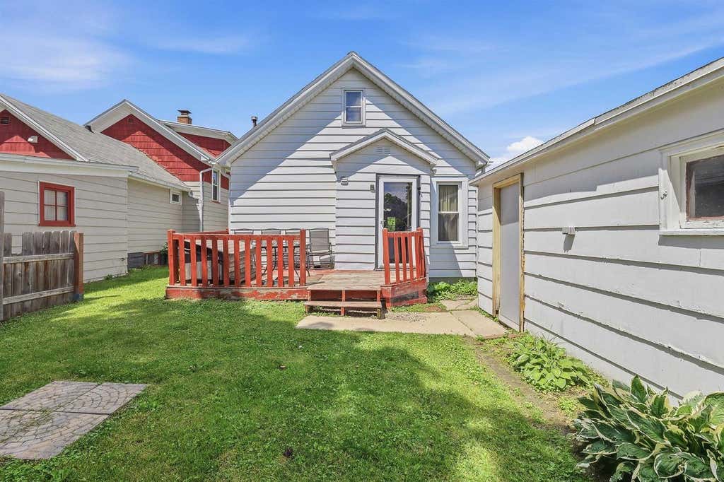 Photo of 313 Prospect AVENUE, Oshkosh, WI 54901 (MLS # 50330268)