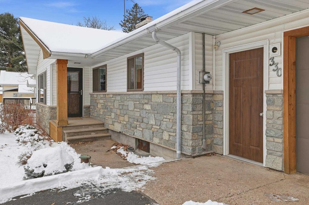 Photo of 330 First STREET, Rosholt, WI 54473 (MLS # 22505602)