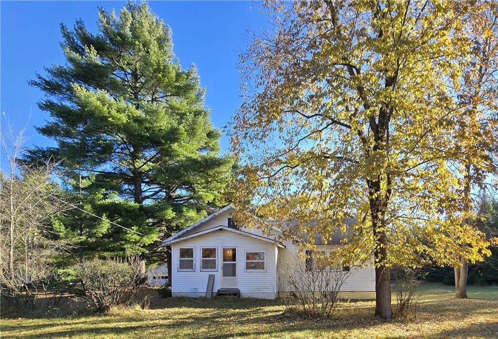 Photo of 624 Pine STREET, Grantsburg, WI 54840 (MLS # 1596928)