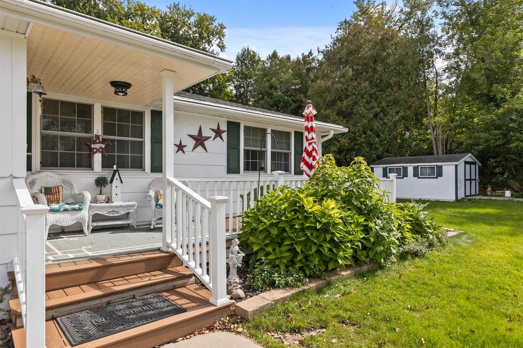 Photo of 149 Sheridan DRIVE, Green Bay, WI 54302 (MLS # 50333162)