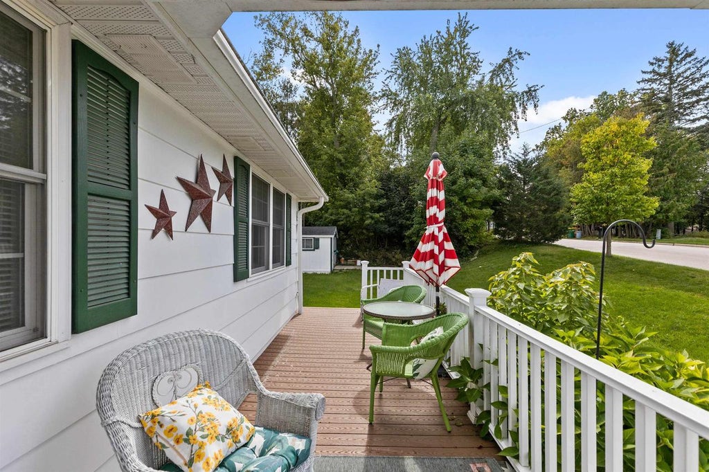 Photo of 149 Sheridan DRIVE, Green Bay, WI 54302 (MLS # 50333162)