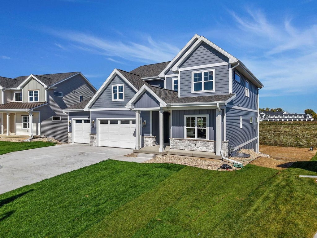 Photo of 559 Morning Cove CIRCLE, Verona, WI 53593 (MLS # 2034290)