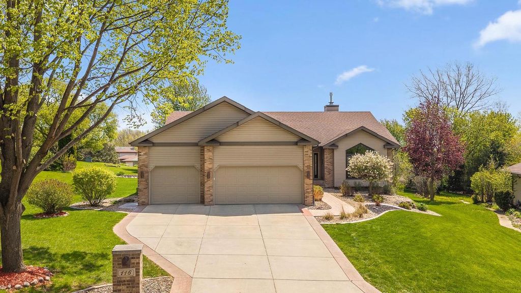 Photo of 116 Sandy COURT, Mount Horeb, WI 53572 (MLS # 2022532)