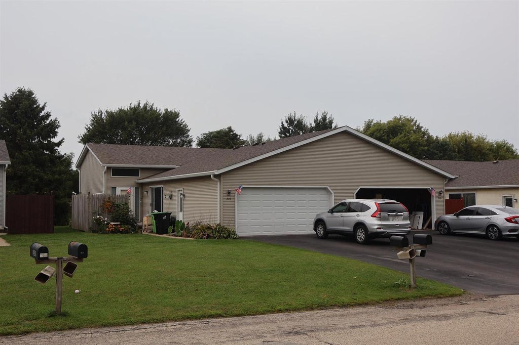 Photo of 204-206 Eilbes AVENUE, Beaver Dam, WI 53916 (MLS # 2031698)