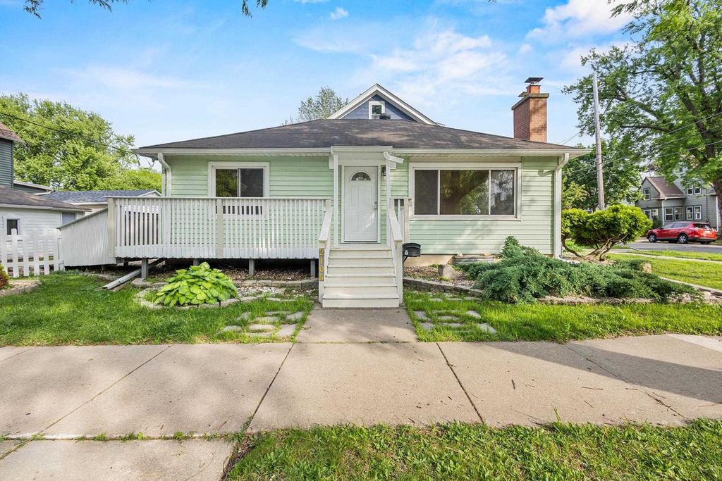 Photo of 2105 E Johnson STREET, Madison, WI 53704 (MLS # 2020623)